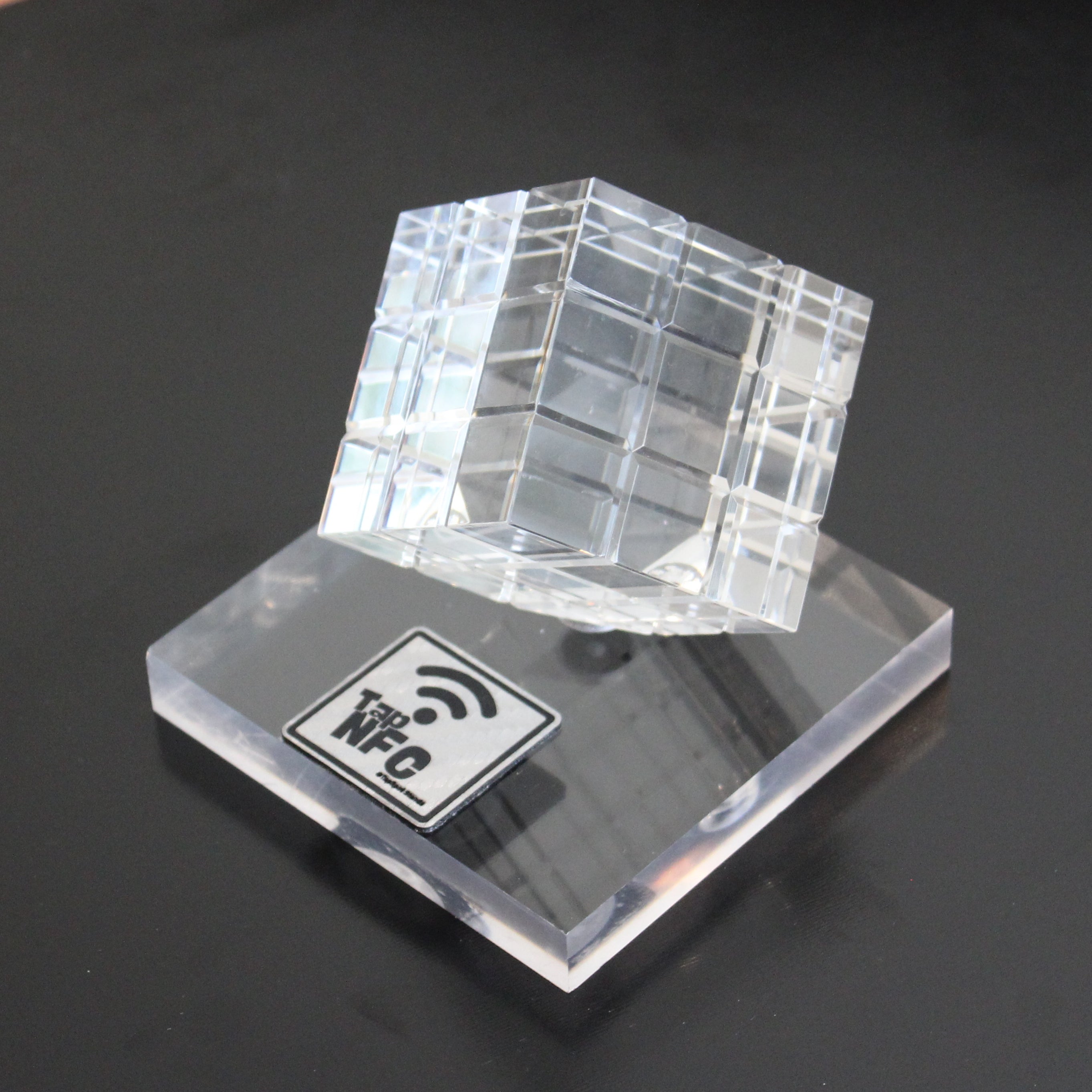 TapSpot Prism – NFC Smart Spinning Crystal Cube Display
