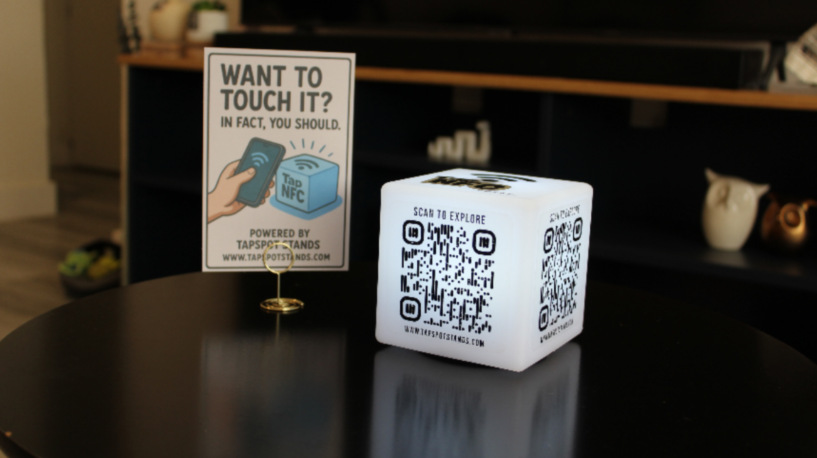 TapSpot Edge – NFC & QR Smart LED Cube with Remote Control